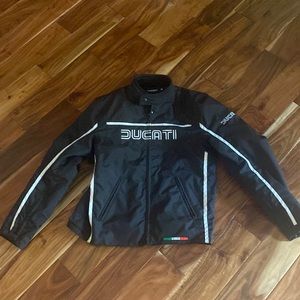 DUCATI MOTORCYCLE JACKET BLACK WHITE